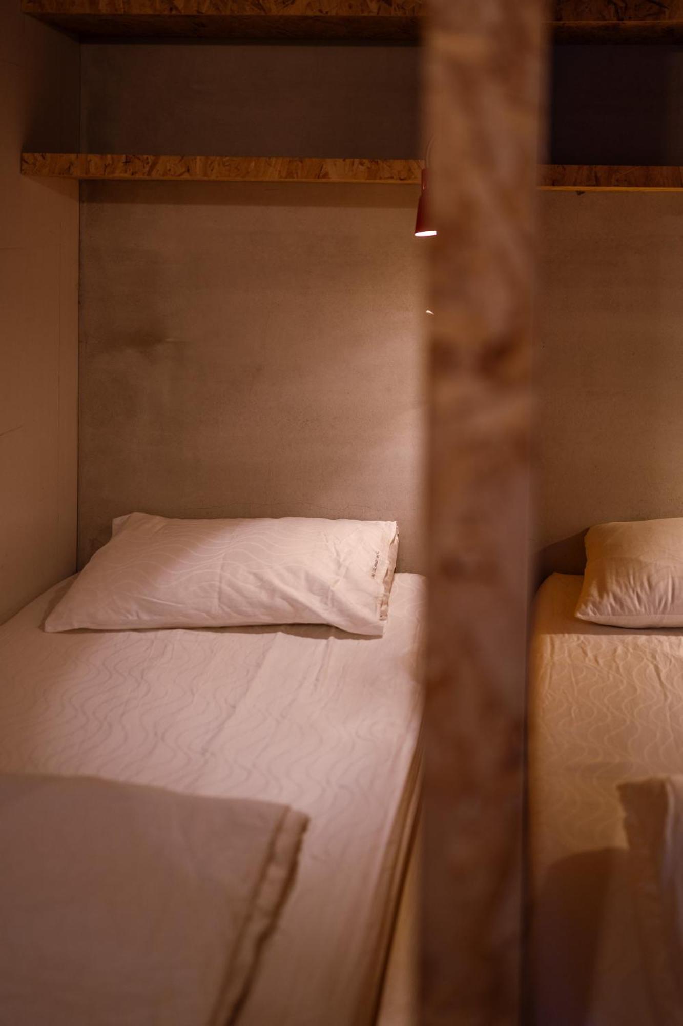 Slow Island Hostel Зелений острів Екстер'єр фото
